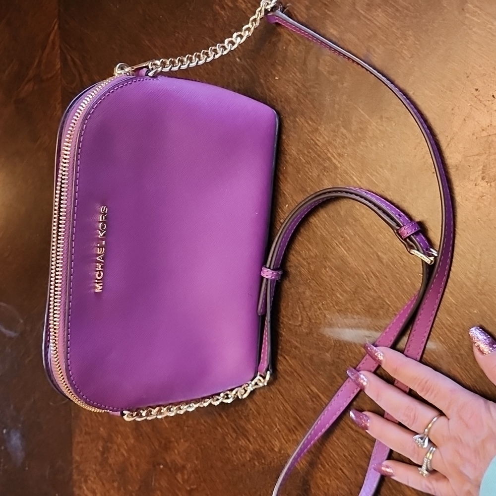 Michael Khors pink gold crossbody